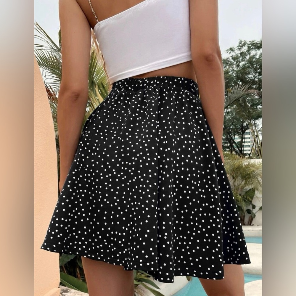 New Polka Dot Skirt - Picture 2 of 5